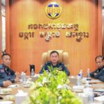 អាវុធហត្ថរាជធានីភ្នំពេញ ចូលរួមក្នុងកិច្ចប្រជុំផ្សព្វផ្សាយផែនការស្វ័យត្រួតពិនិត្យចំនួនទ័ព-កូន និងនីតិវិធីដាក់យោធិន នៃកងរាជអាវុធហត្ថ ឲ្យចូលសោធននិវត្តន៍!